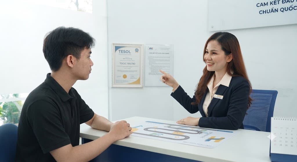 Hiền Nhung TOEIC - Địa chỉ học uy tín cho sinh viên Báo Chí