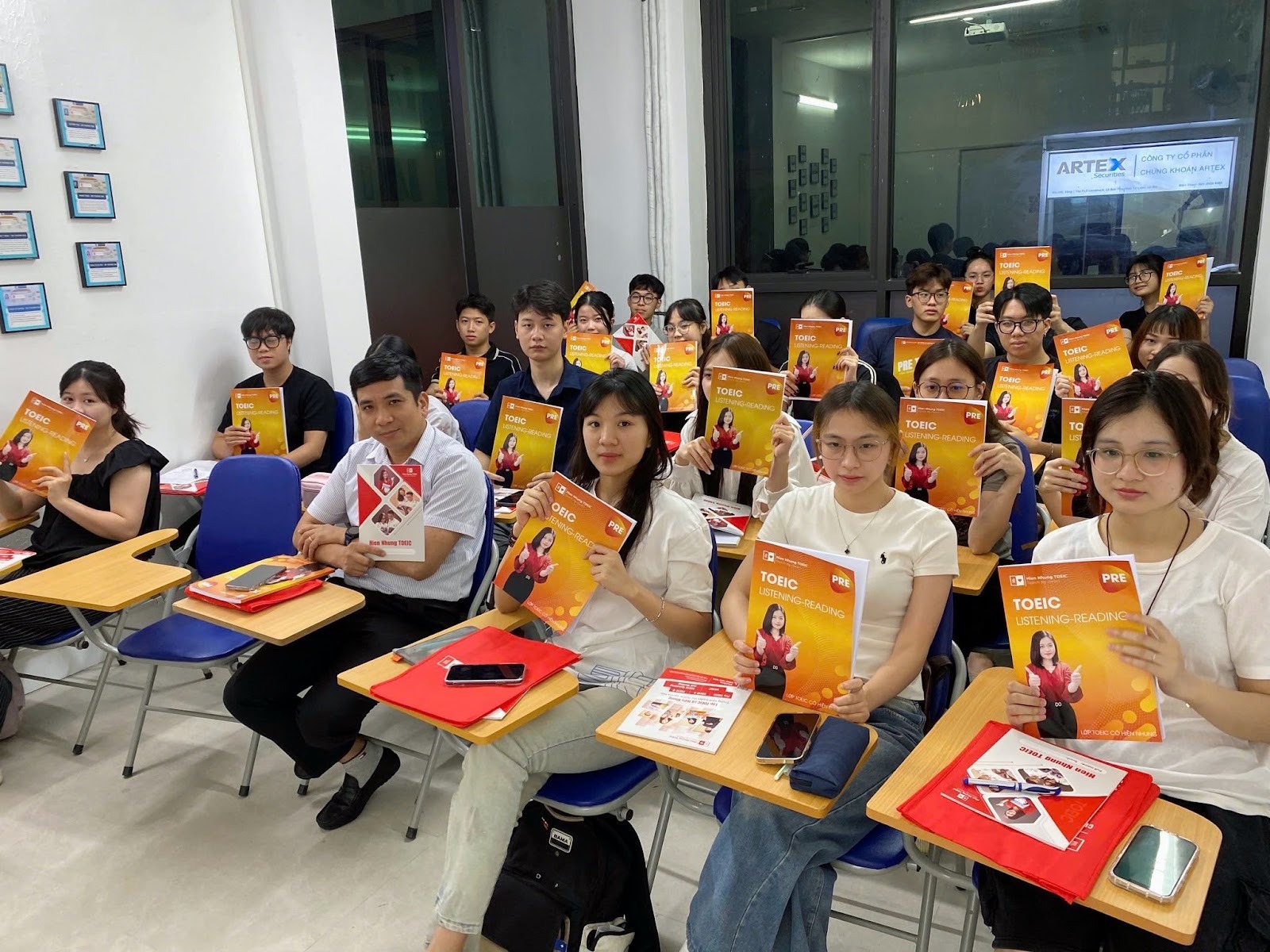 mẹo làm bài listening part 3